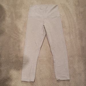 Lululemon Wunder Under Crops size 4